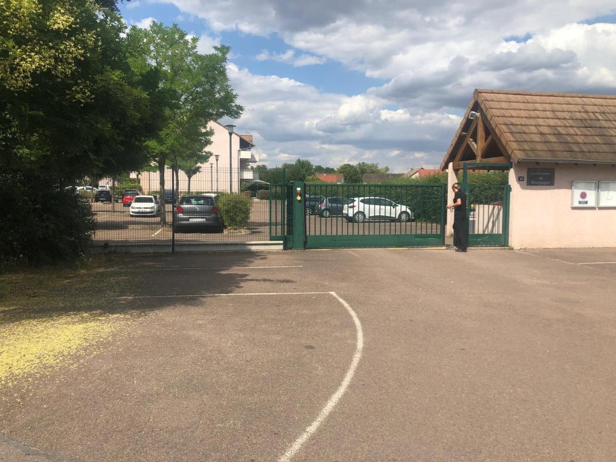 Appartement App calme, sécurisée, 5min du centre à Beaune  Extérieur photo